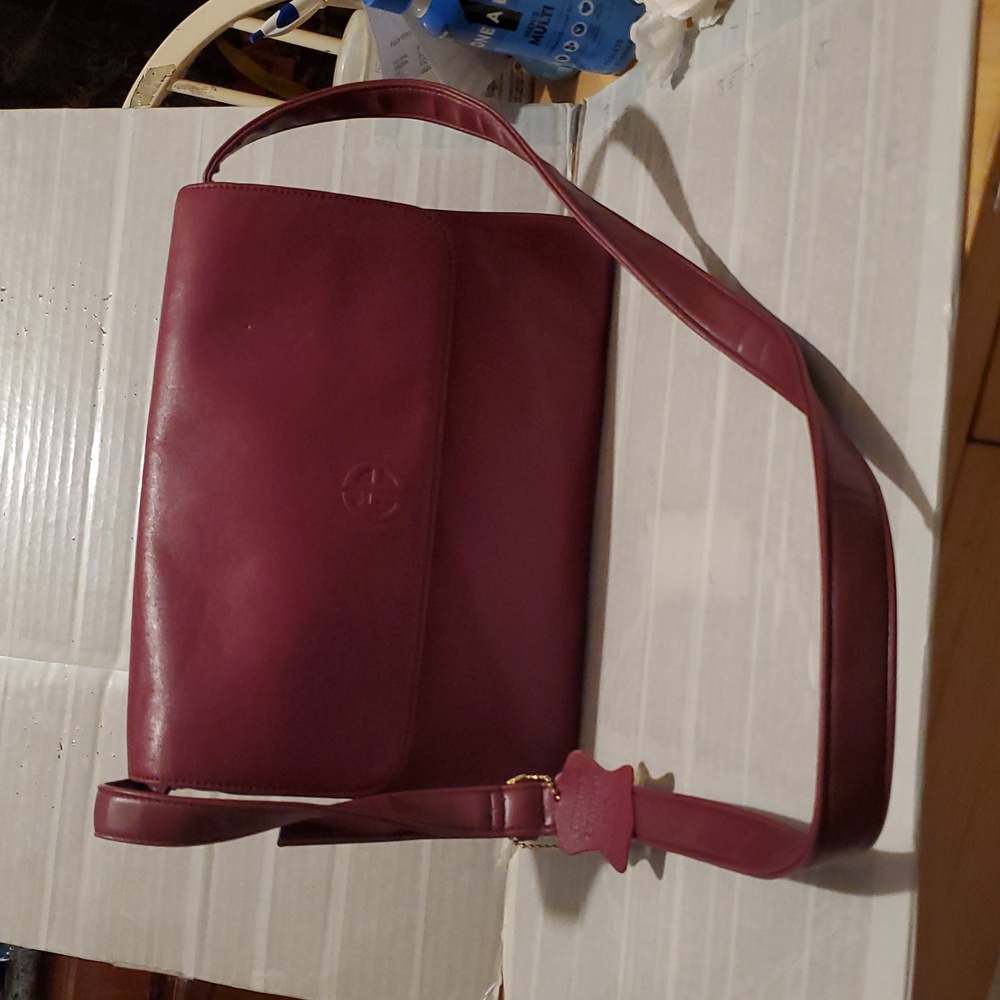 GIANI BERNINI Burgundy Genuine Leather Shoulder Bag